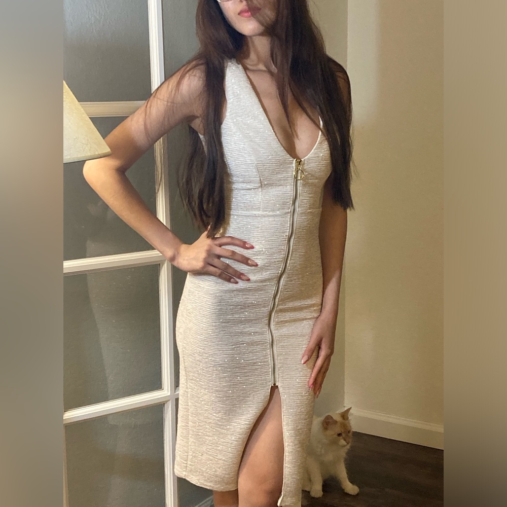 CHARLOTTE RUSSE Gold Glitter White Zip-Front Dress